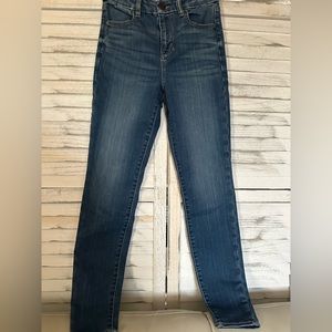 American Eagle jean